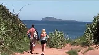 Beach threesome