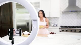 Rachel Starr Kitchen Sex