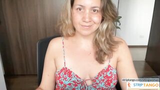 sitingwoman Online sex chat at stripTango