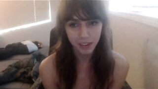 Alice 20yr old femboy orgasm and sperms it 2