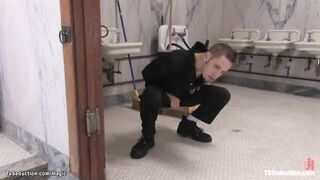 Shemale fuck cleaning man in toilet